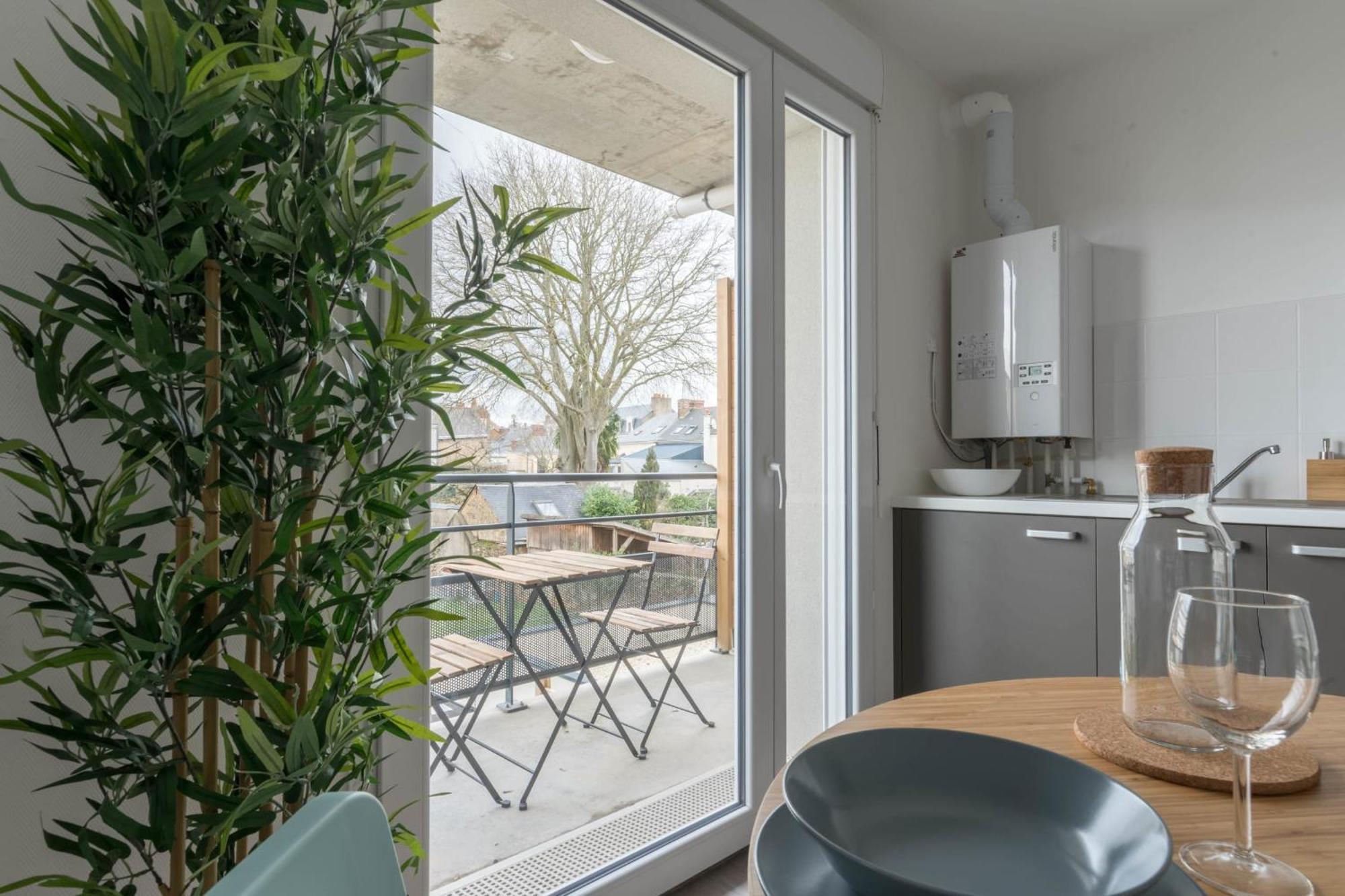 Camille - Studio Wifi Et Gare Le Mans Eksteriør bilde